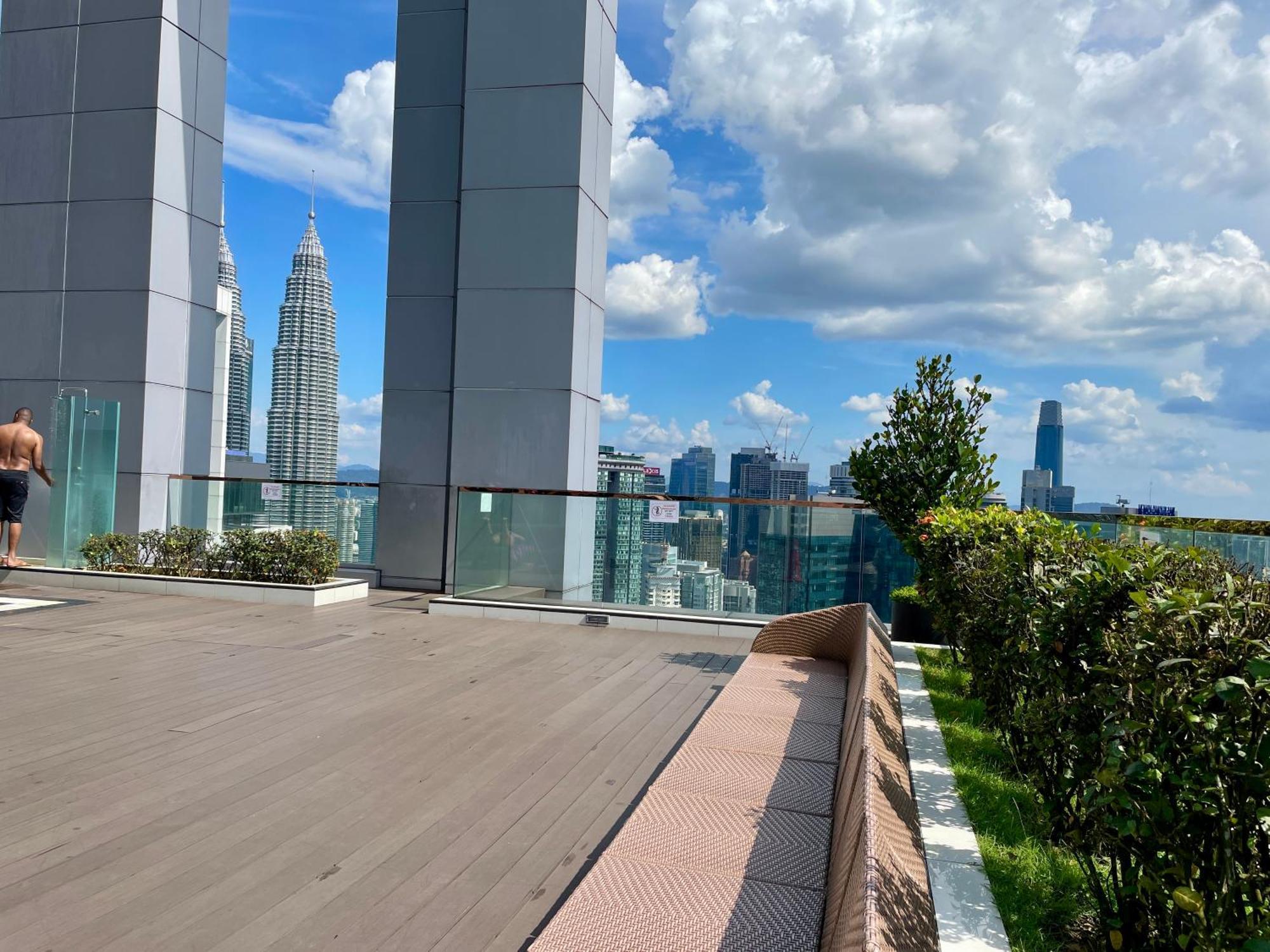 Platinum Klcc By Luxury Suites Kuala Lumpur Esterno foto